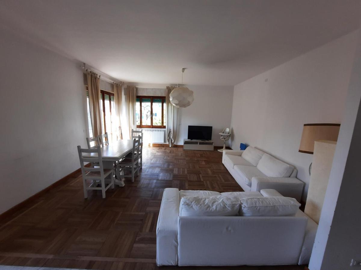 Casa Romeo Appartamento Con Posto Auto ฟีนาเลลีกูเร ภายนอก รูปภาพ