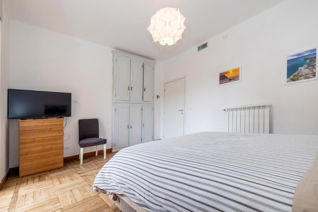Casa Romeo Appartamento Con Posto Auto ฟีนาเลลีกูเร ภายนอก รูปภาพ