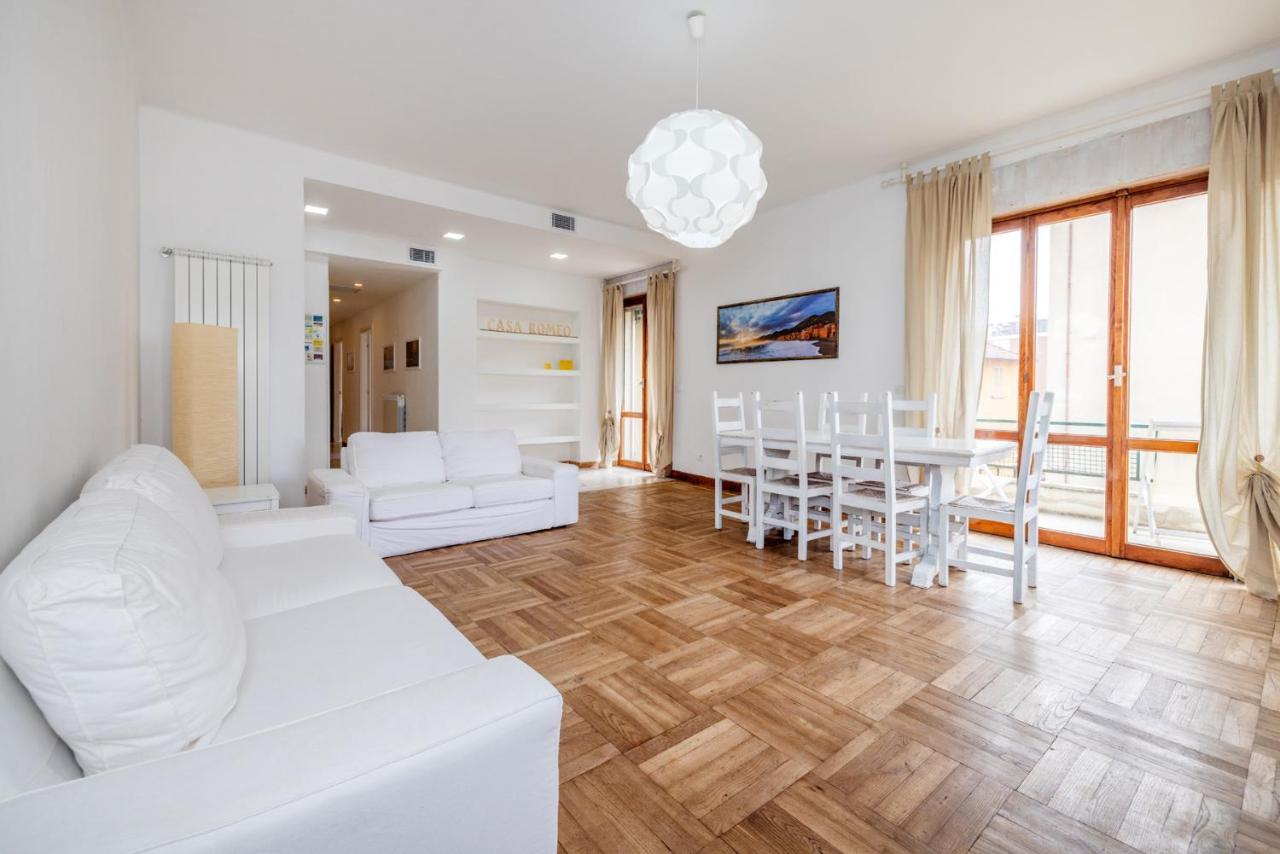 Casa Romeo Appartamento Con Posto Auto ฟีนาเลลีกูเร ภายนอก รูปภาพ