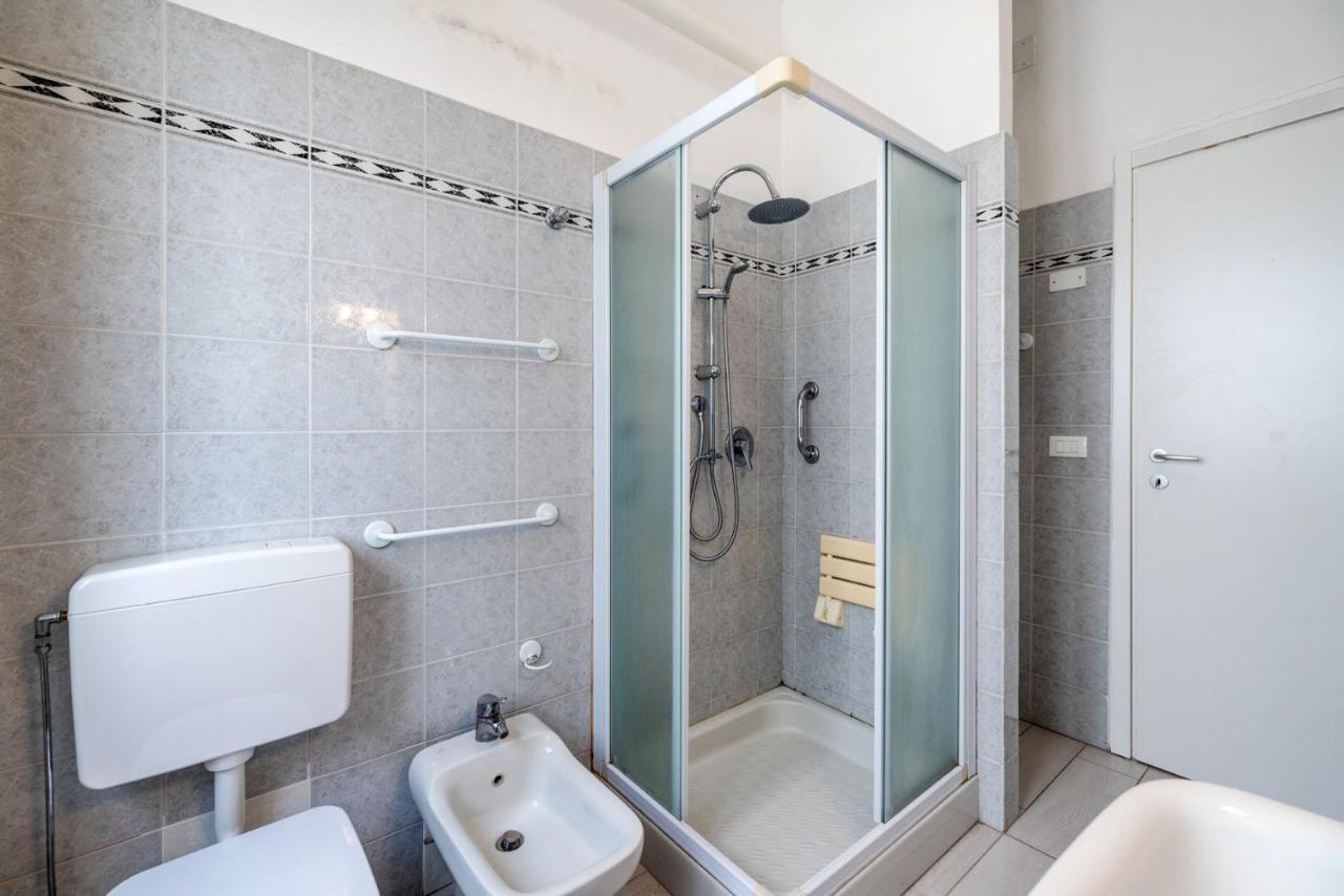 Casa Romeo Appartamento Con Posto Auto ฟีนาเลลีกูเร ภายนอก รูปภาพ