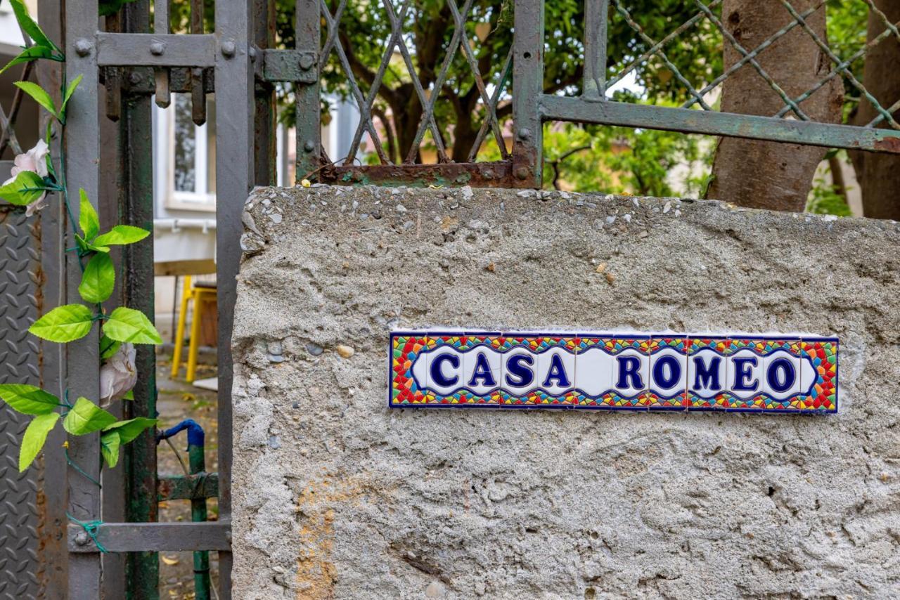 Casa Romeo Appartamento Con Posto Auto ฟีนาเลลีกูเร ภายนอก รูปภาพ
