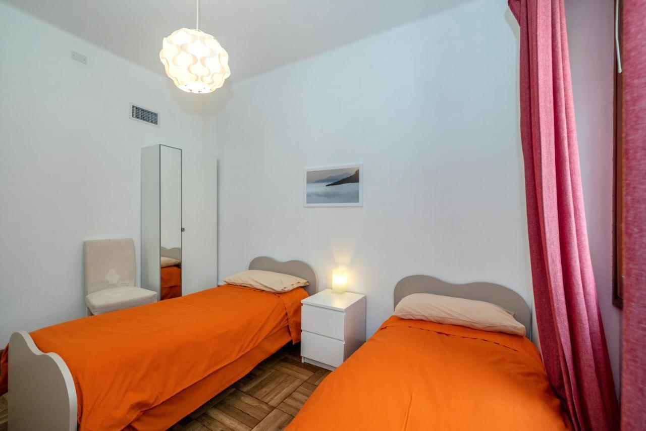 Casa Romeo Appartamento Con Posto Auto ฟีนาเลลีกูเร ภายนอก รูปภาพ