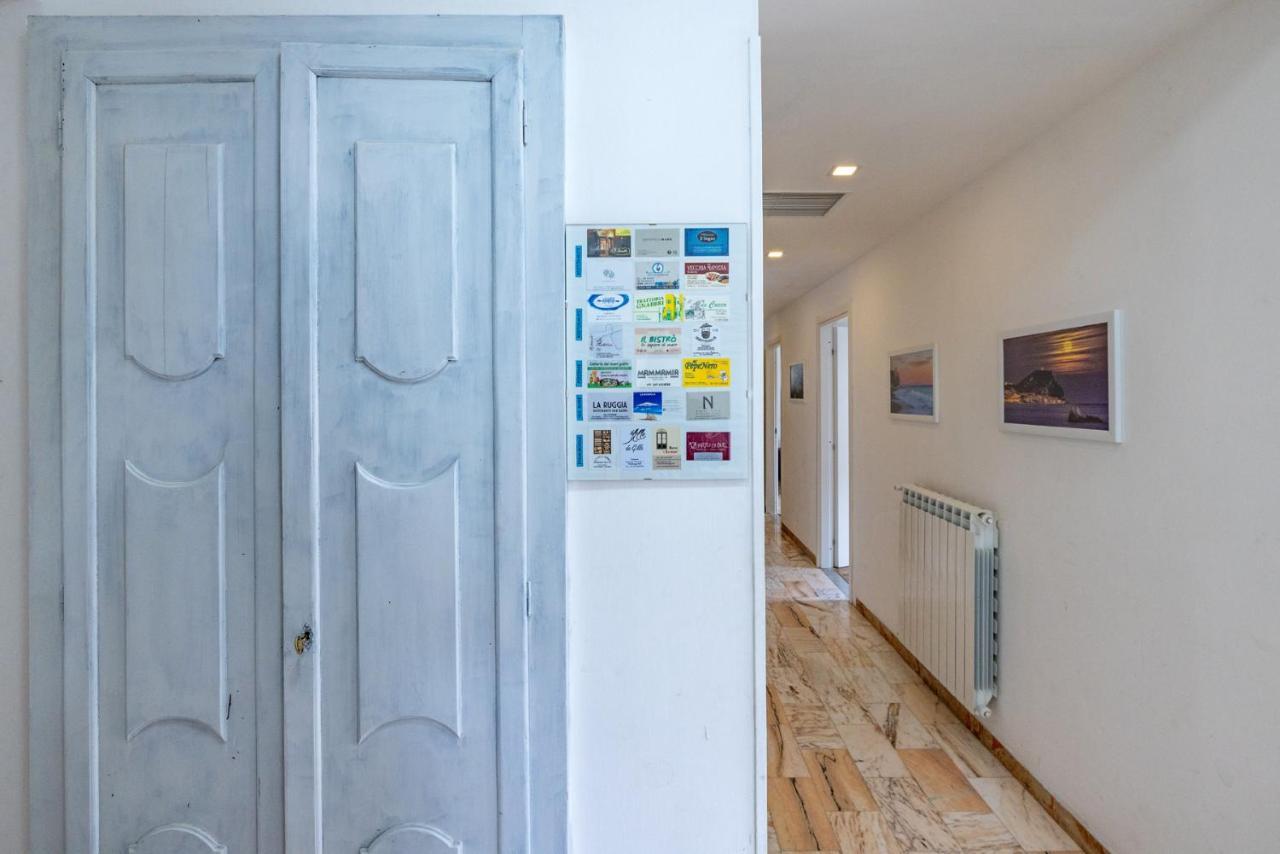 Casa Romeo Appartamento Con Posto Auto ฟีนาเลลีกูเร ภายนอก รูปภาพ