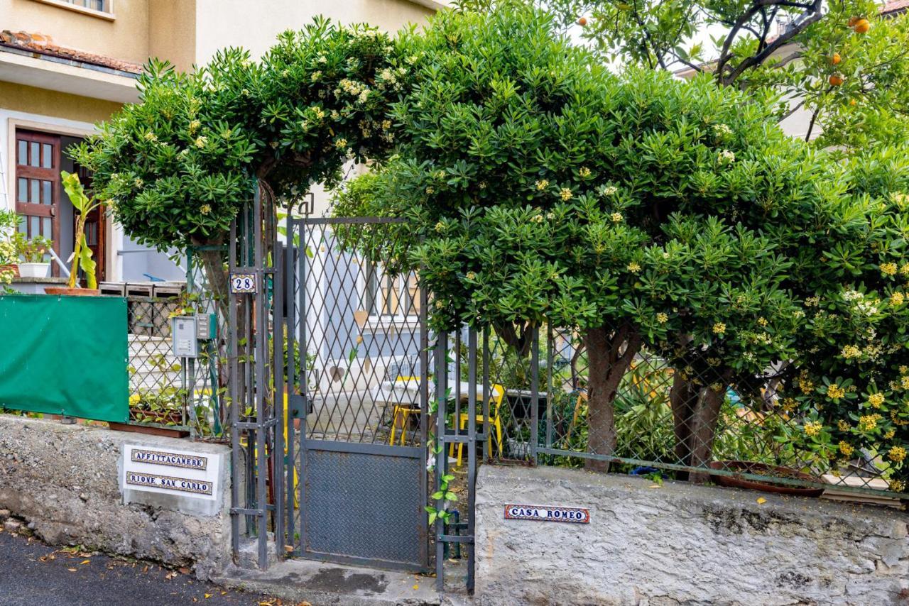 Casa Romeo Appartamento Con Posto Auto ฟีนาเลลีกูเร ภายนอก รูปภาพ
